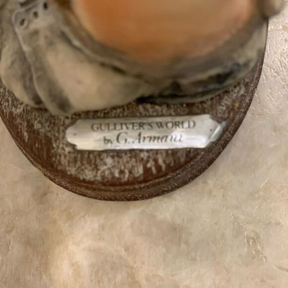 Darling Boy Figurine by Armani - Picture 7 of 7